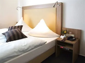 Lousberg 3* Aachen