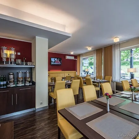 ロウスベルク 3*