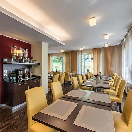 Lousberg Hotell 3*